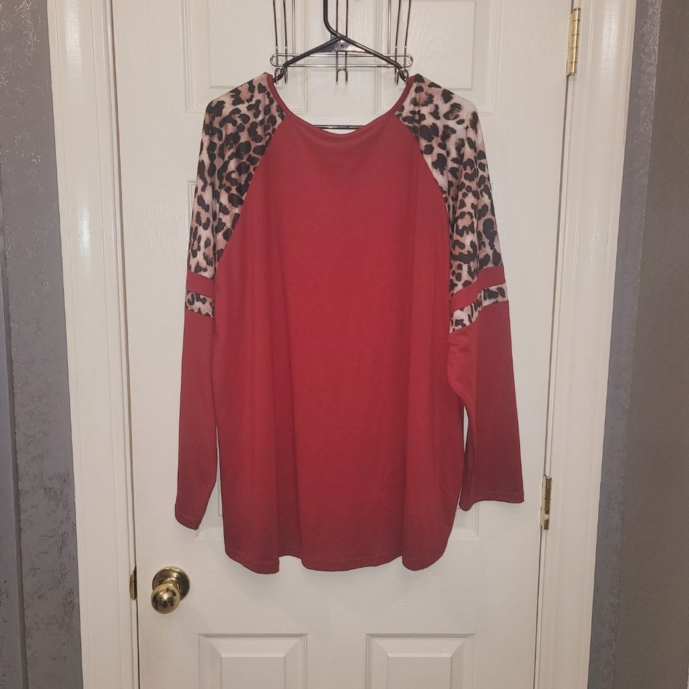 Ladies Tunic - Picture 2 of 2